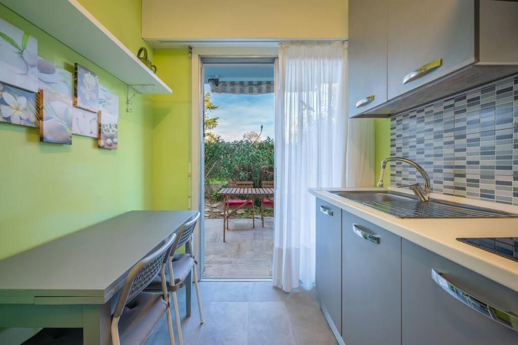 Appartement Familial 6P, Avec Piscine Et Tennis, Proche Mer Roquebrune-Cap-Martin Exterior photo